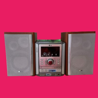 MINICADENA (CASSETTE, USB, CD Y RADIO FM) LG LX-U551D CON MANDO