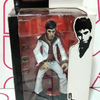 FIGURA AL PACINO SCARFACE THE RUNNER MEZCO CAJA ORIGINAL
