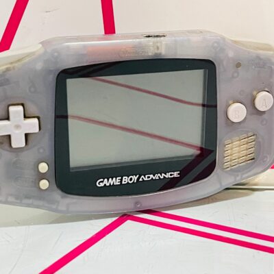 CONSOLA GAMEBOY ADVANCE *TAPA PILAS ROTA*