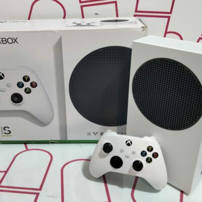 CONSOLA XBOX SERIES S 512GB SSD CON CAJA CABLES Y MANDO ORIGINAL C/F