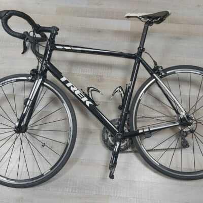 BICICLETA TREK ONE SERIE 1.5 BLANCA Y NEGRA