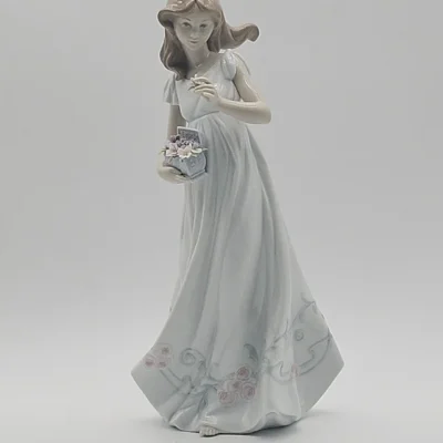 FIGURA LLADRO 010.06921 TESOROS DE LA TIERRA