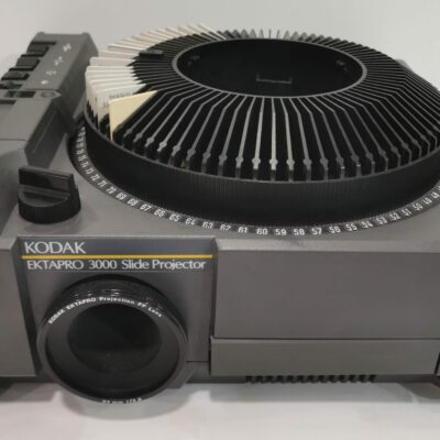 PROYECTOR KODAK EKTRAPO 3000 SLIDE PROJECTOR – FUNCIONANDO